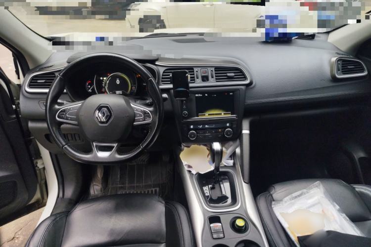 Used Renault Kadjar 2016 2.0L Two-Wheel-Drive Luxury Edition Center Console