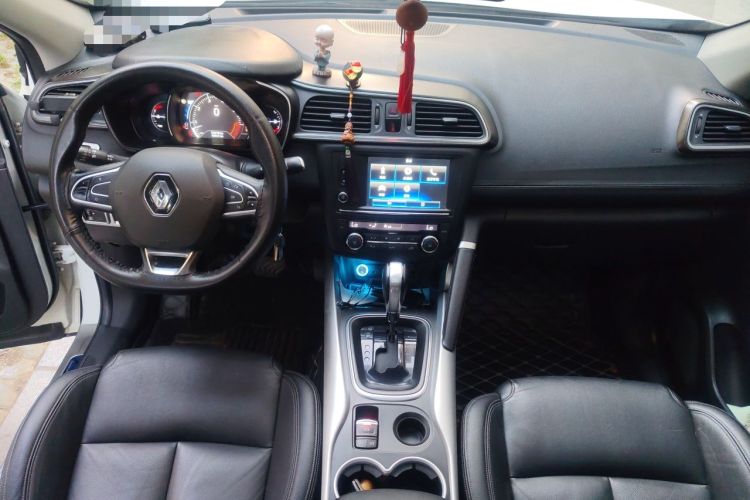 Used Renault Kadjar 2016 2.0L Two-Wheel-Drive Luxury Edition Center Console