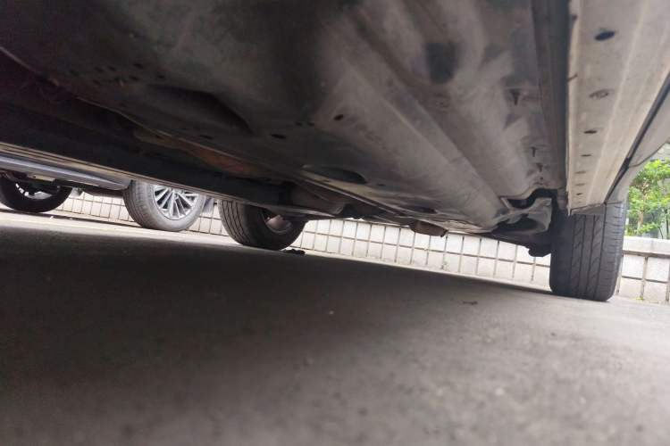 Used Renault Kadjar 2016 2.0L Two-Wheel-Drive Luxury Edition Chassis Front Left
