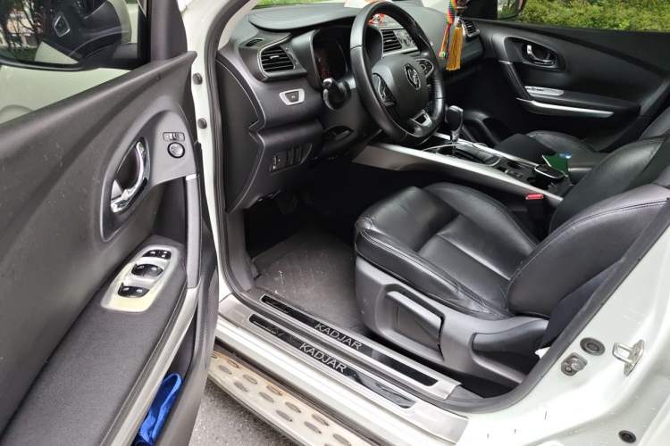 Used Renault Kadjar 2016 2.0L Two-Wheel-Drive Luxury Edition Driver Seat
