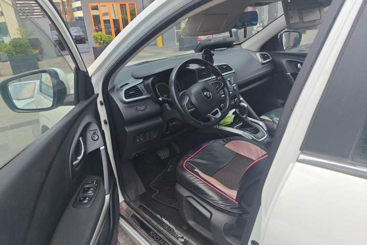 Used Renault Kadjar 2016 2.0L Two-Wheel Drive Leading Edition Driver Seat