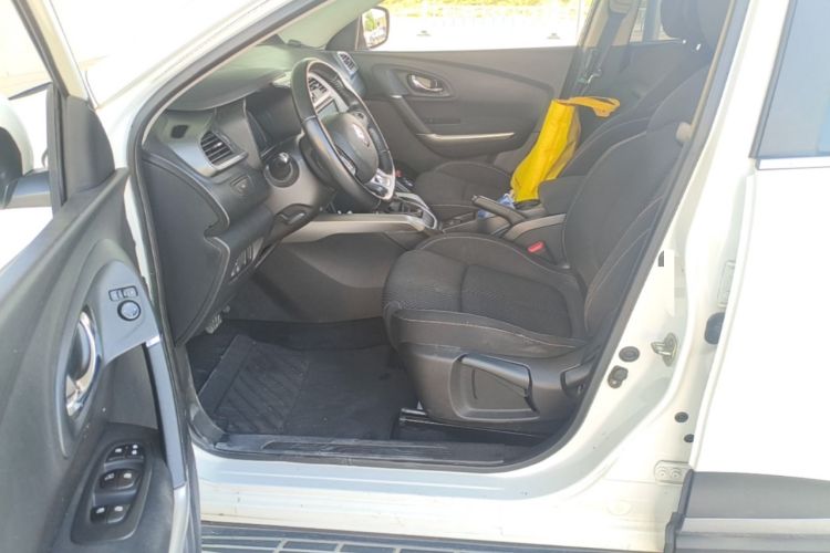 Used Renault Kadjar 2016 2.0L Two-Wheel Drive Leading Edition Driver Seat