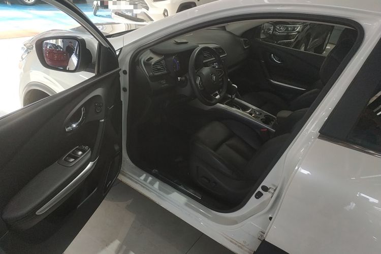 Used Renault Kadjar 2016 2.0L Four-Wheel Drive Ultimate Edition Driver Seat
