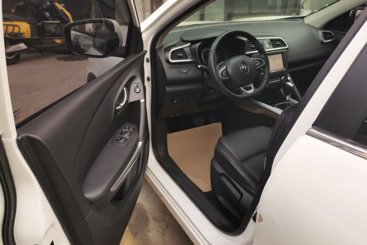 Used Renault Kadjar 2016 2.0L Two-Wheel-Drive Luxury Edition Driver Seat