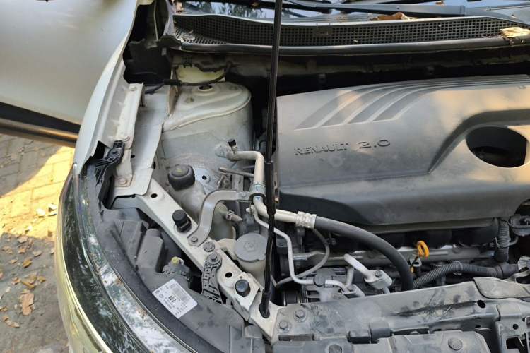 Used Renault Kadjar 2016 2.0L Two-Wheel Drive Leading Edition Engine Bay Right
