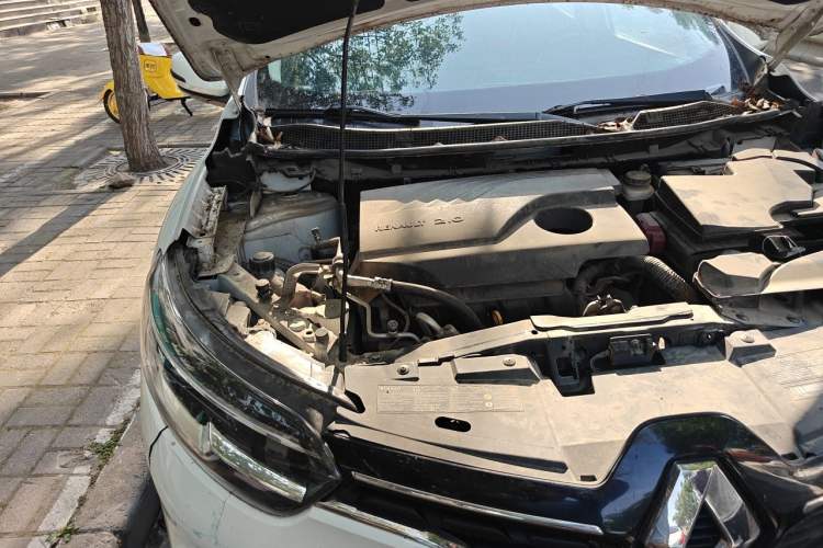 Used Renault Kadjar 2016 2.0L Two-Wheel Drive Leading Edition Engine Bay Right