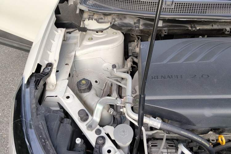 Used Renault Kadjar 2016 2.0L Two-Wheel Drive Leading Edition Engine Bay Right