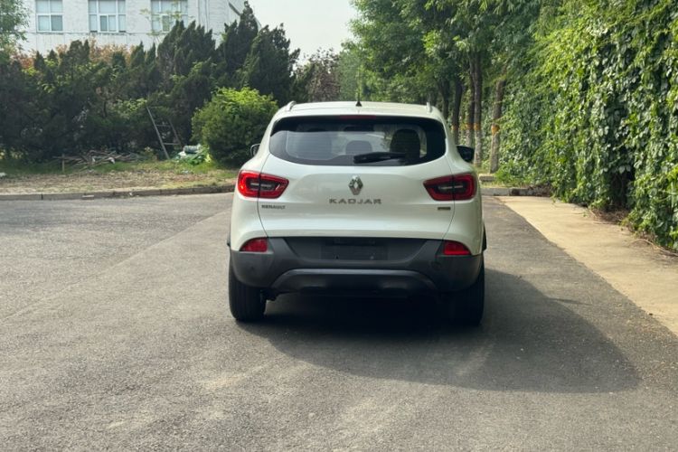 Used Renault Kadjar 2016 2.0L Two-Wheel-Drive Luxury Edition Exterior 6