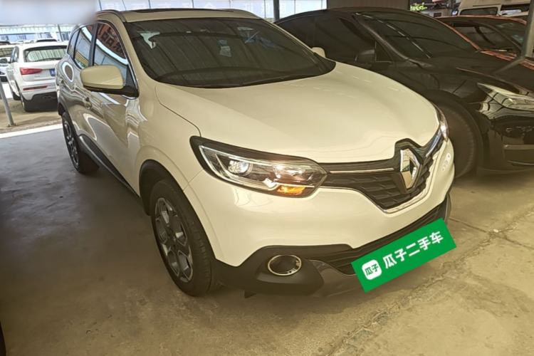 Used Renault Kadjar 2016 2.0L Two-Wheel Drive Prestige Edition Front Right 45 Deg