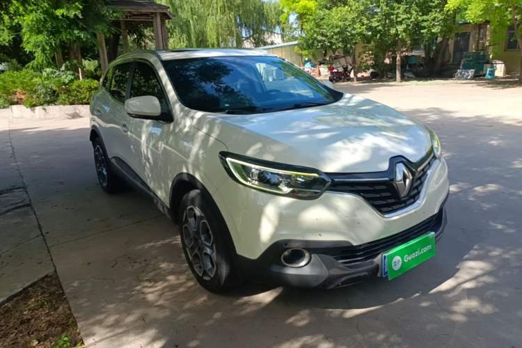 Used Renault Kadjar 2016 2.0L Two-Wheel Drive Prestige Edition Front Right 45 Deg