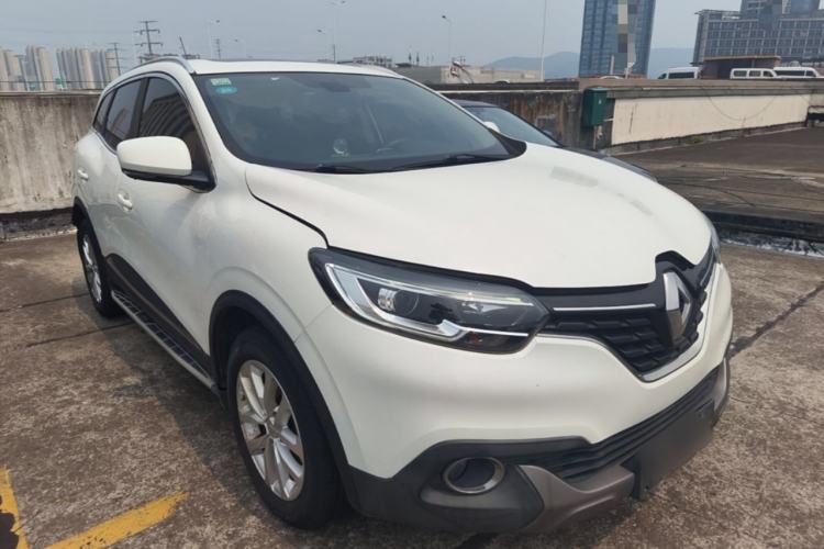 Used Renault Kadjar 2016 2.0L Two-Wheel Drive Leading Edition Front Right 45 Deg