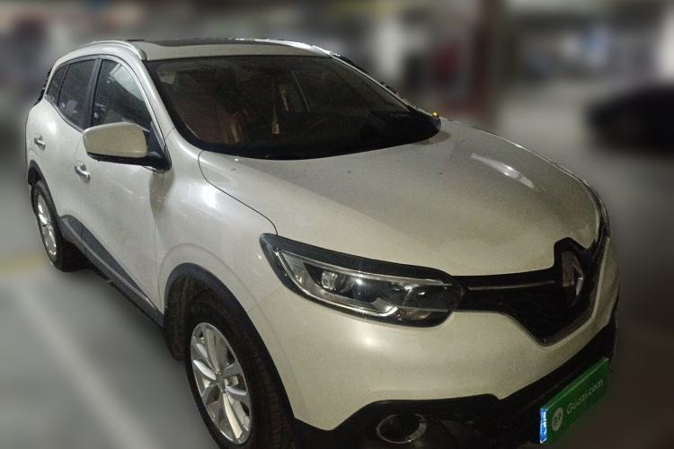 Used Renault Kadjar 2016 2.0L Two-Wheel-Drive Luxury Edition Front Right 45 Deg