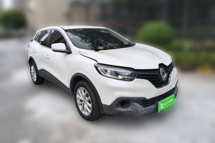 Used Renault Kadjar 2016 2.0L Two-Wheel Drive Comfort Edition Front Right 45 Deg