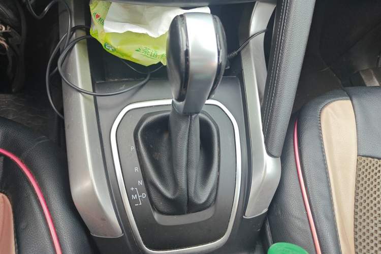 Used Renault Kadjar 2016 2.0L Two-Wheel Drive Leading Edition Gear Lever