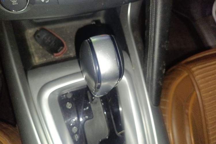 Used Renault Kadjar 2016 2.0L Two-Wheel-Drive Luxury Edition Gear Lever