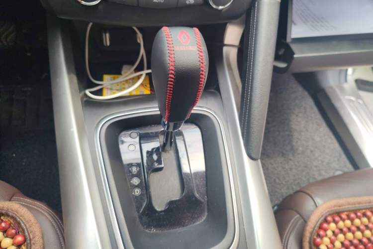 Used Renault Kadjar 2016 2.0L Two-Wheel Drive Prestige Edition Gear Lever