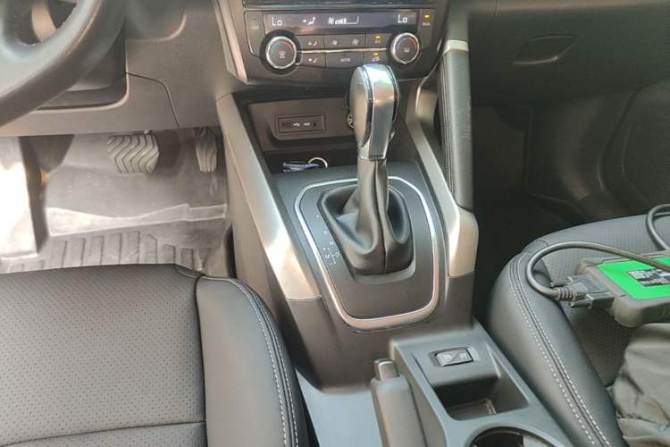 Used Renault Kadjar 2016 2.0L Two-Wheel Drive Leading Edition Gear Lever