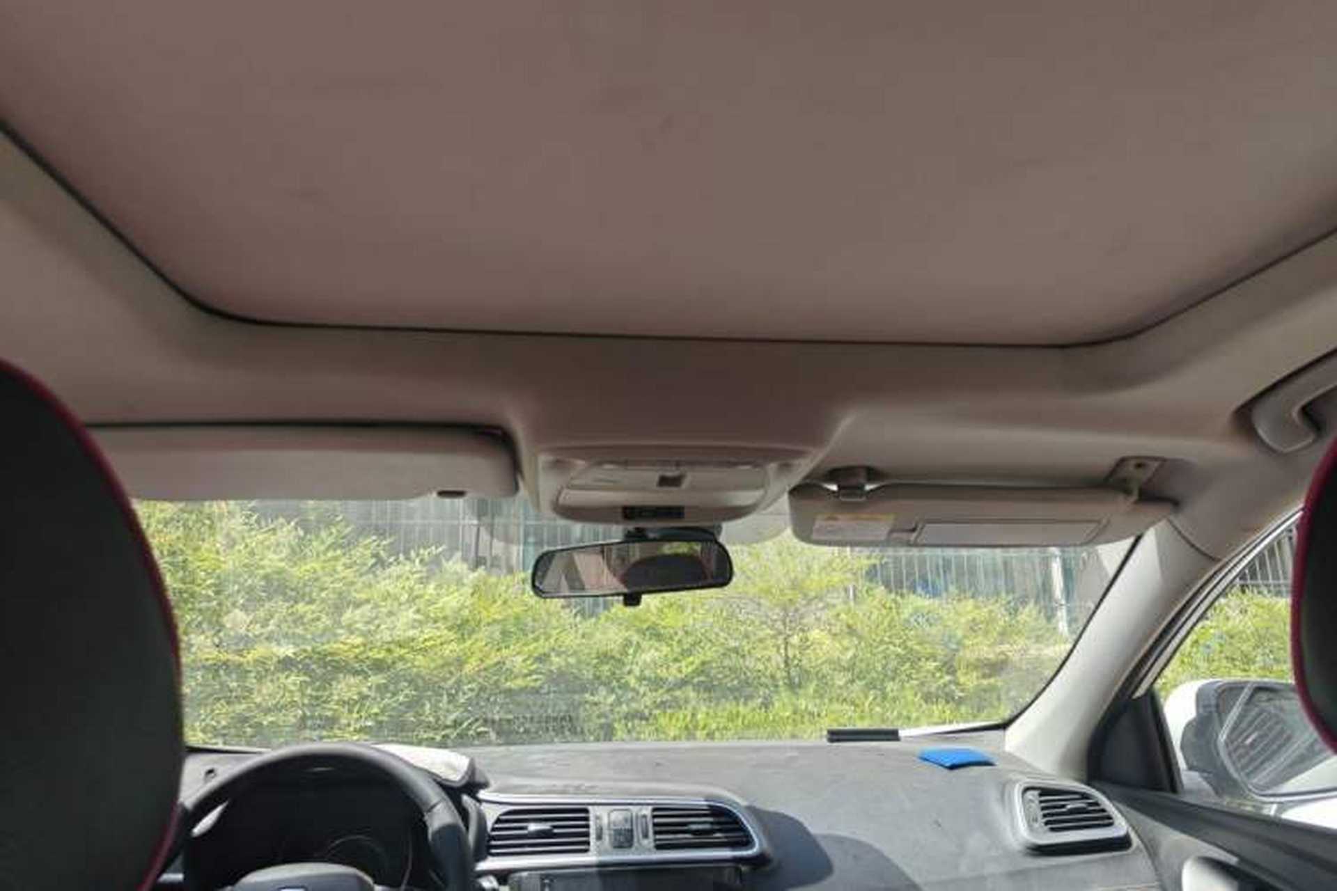 Used Renault Kadjar 2016 2.0L Two-Wheel Drive Leading Edition Headliner