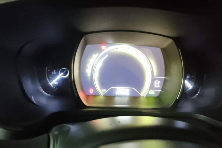 Used Renault Kadjar 2016 2.0L Two-Wheel-Drive Luxury Edition Instrument Cluster