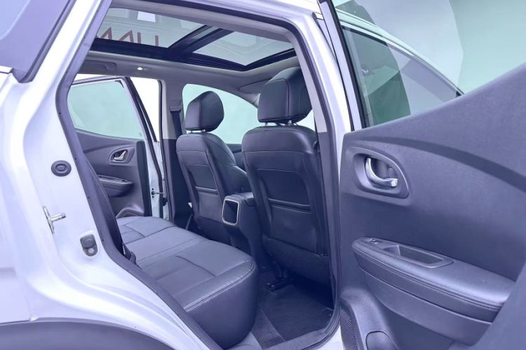 Used Renault Kadjar 2016 2.0L Two-Wheel Drive Prestige Edition Interior 1
