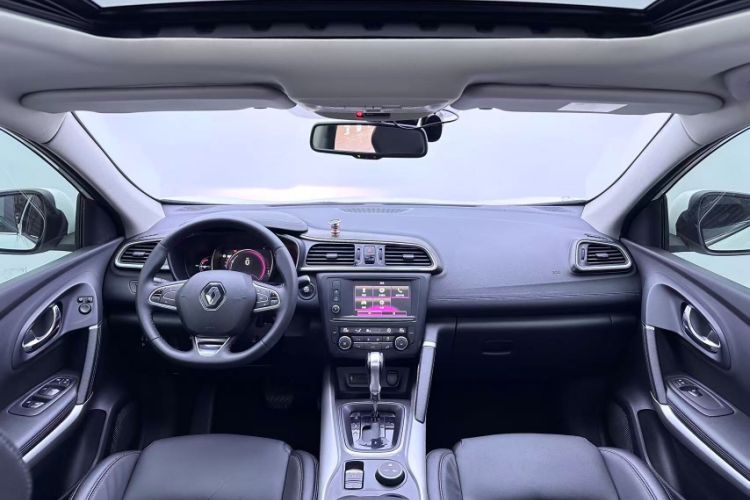 Used Renault Kadjar 2016 2.0L Two-Wheel Drive Prestige Edition Interior 11
