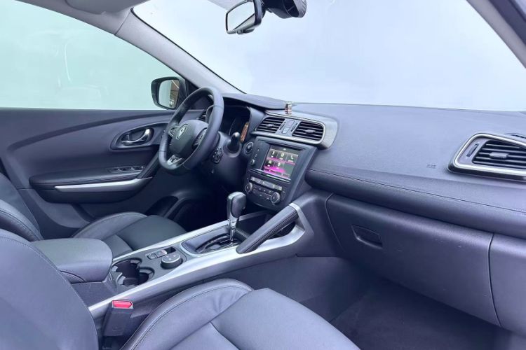 Used Renault Kadjar 2016 2.0L Two-Wheel Drive Prestige Edition Interior 2