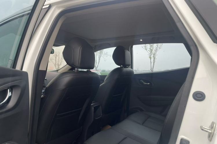 Used Renault Kadjar 2016 2.0L Two-Wheel Drive Prestige Edition Interior 3