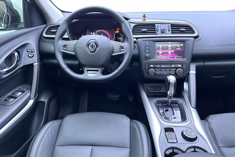 Used Renault Kadjar 2016 2.0L Two-Wheel Drive Prestige Edition Interior 6