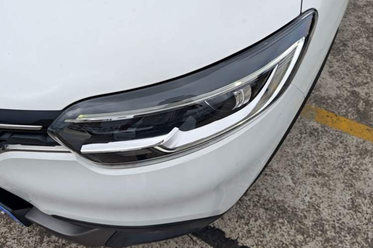 Used Renault Kadjar 2016 2.0L Two-Wheel Drive Leading Edition Left Front Headlight