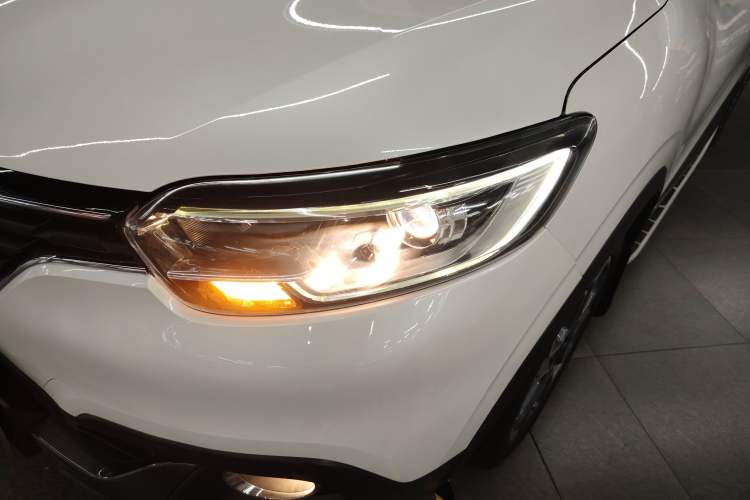 Used Renault Kadjar 2016 2.0L Two-Wheel Drive Prestige Edition Left Front Headlight