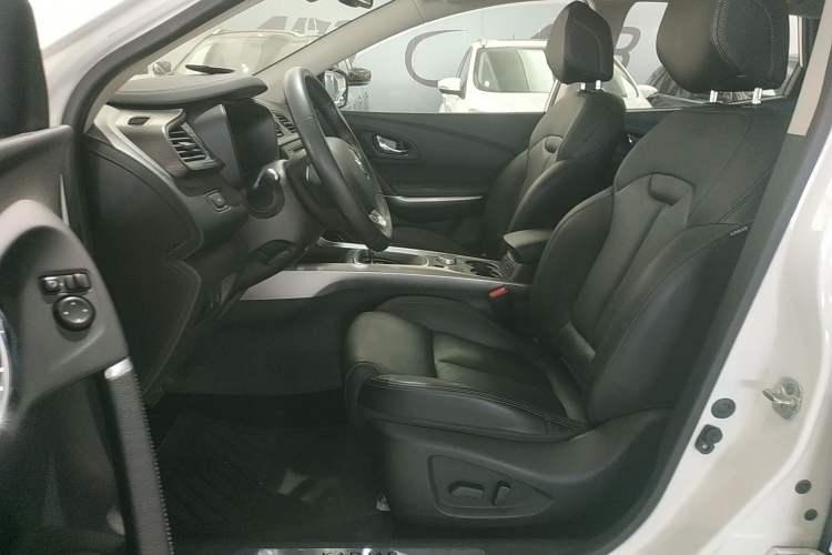 Used Renault Kadjar 2016 2.0L Four-Wheel Drive Ultimate Edition Left Front Seat
