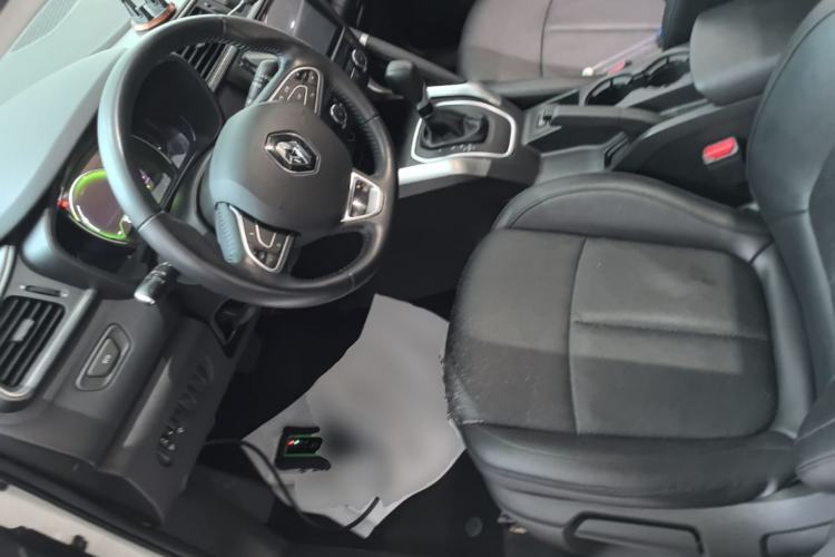 Used Renault Kadjar 2016 2.0L Two-Wheel Drive Leading Edition Left Front Seat