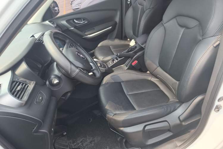 Used Renault Kadjar 2016 2.0L Two-Wheel Drive Leading Edition Left Front Seat