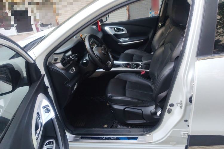 Used Renault Kadjar 2016 2.0L Two-Wheel-Drive Luxury Edition Left Front Seat