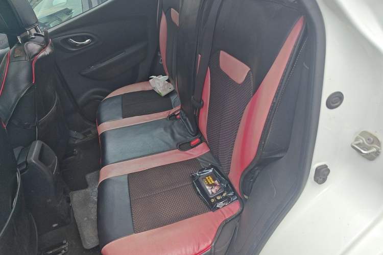 Used Renault Kadjar 2016 2.0L Two-Wheel Drive Leading Edition Left Rear Seat