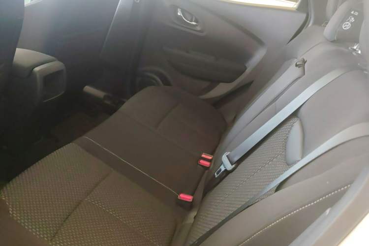 Used Renault Kadjar 2016 2.0L Two-Wheel Drive Leading Edition Left Rear Seat