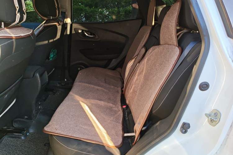 Used Renault Kadjar 2016 2.0L Two-Wheel Drive Leading Edition Left Rear Seat