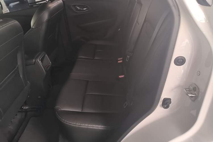 Used Renault Kadjar 2016 2.0L Two-Wheel Drive Prestige Edition Left Rear Seat