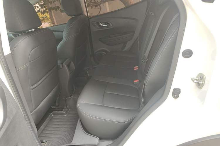 Used Renault Kadjar 2016 2.0L Two-Wheel Drive Leading Edition Left Rear Seat