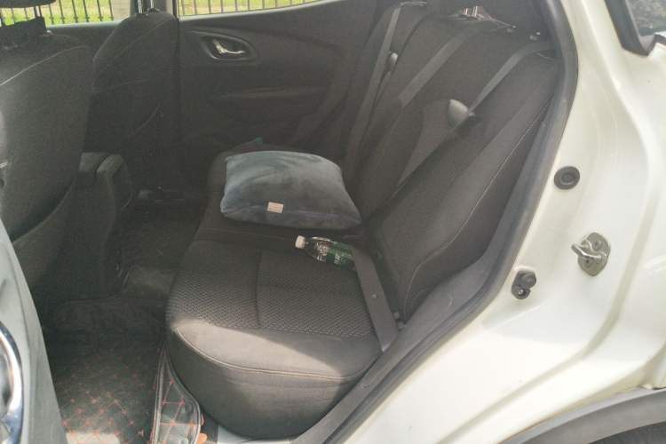 Used Renault Kadjar 2016 2.0L Two-Wheel Drive Comfort Edition Left Rear Seat