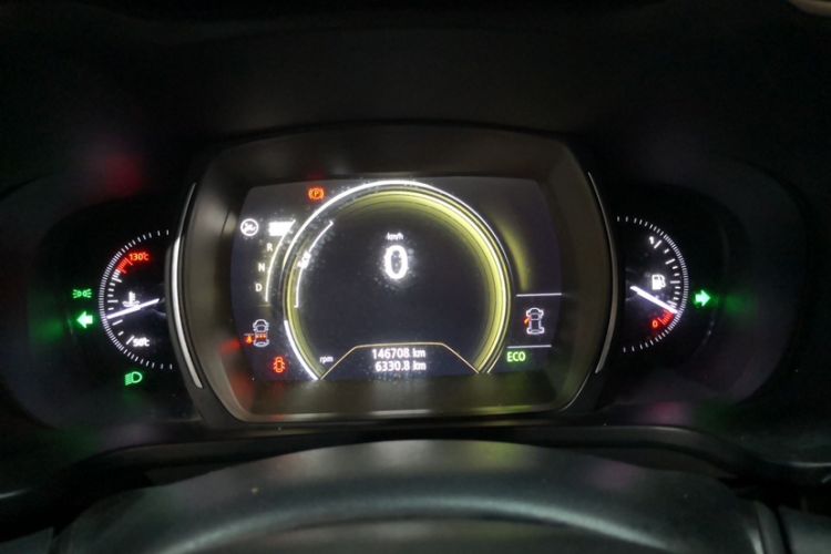 Used Renault Kadjar 2016 2.0L Two-Wheel Drive Prestige Edition Odometer Close Up