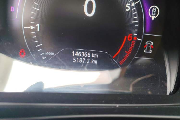 Used Renault Kadjar 2016 2.0L Two-Wheel Drive Prestige Edition Odometer Close Up