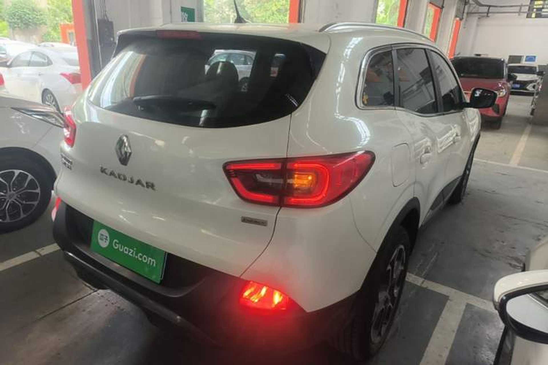 Used Renault Kadjar 2016 2.0L Two-Wheel Drive Prestige Edition Rear Right 45 Deg