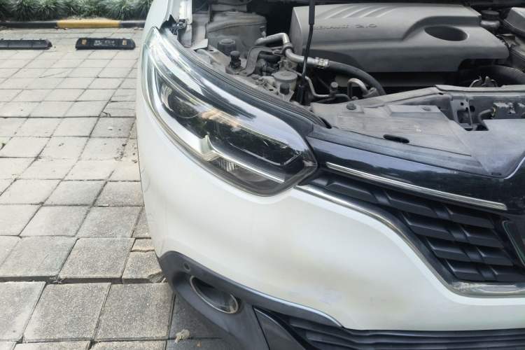Used Renault Kadjar 2016 2.0L Two-Wheel Drive Prestige Edition Right Front Headlight