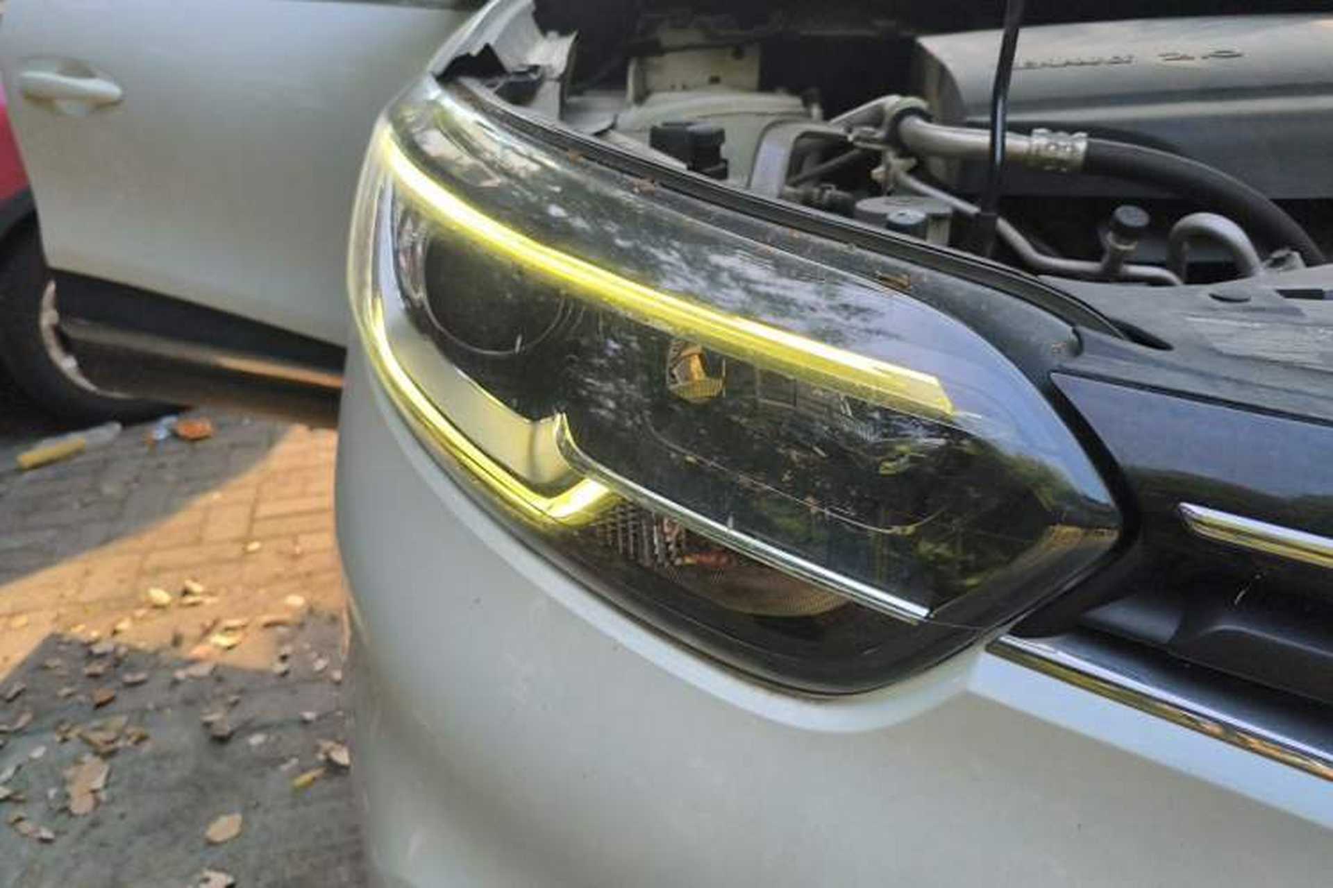 Used Renault Kadjar 2016 2.0L Two-Wheel Drive Leading Edition Right Front Headlight