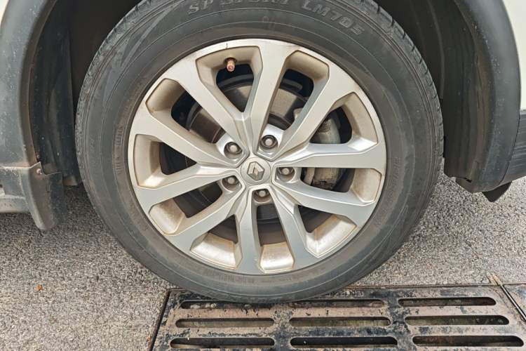 Used Renault Kadjar 2016 2.0L Two-Wheel Drive Leading Edition Right Front Wheel Hub
