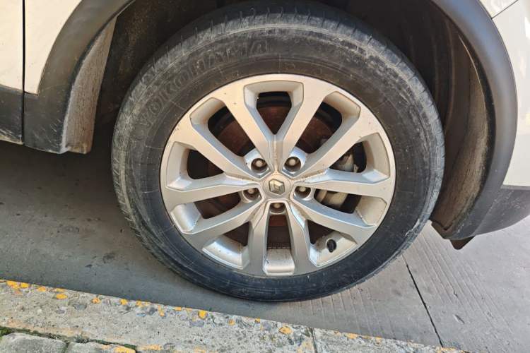Used Renault Kadjar 2016 2.0L Two-Wheel Drive Leading Edition Right Front Wheel Hub