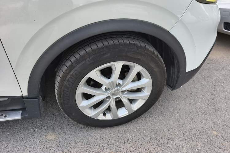 Used Renault Kadjar 2016 2.0L Two-Wheel-Drive Luxury Edition Right Front Wheel Hub