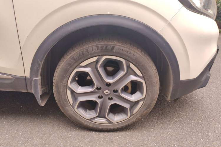 Used Renault Kadjar 2016 2.0L Two-Wheel Drive Prestige Edition Right Front Wheel Hub