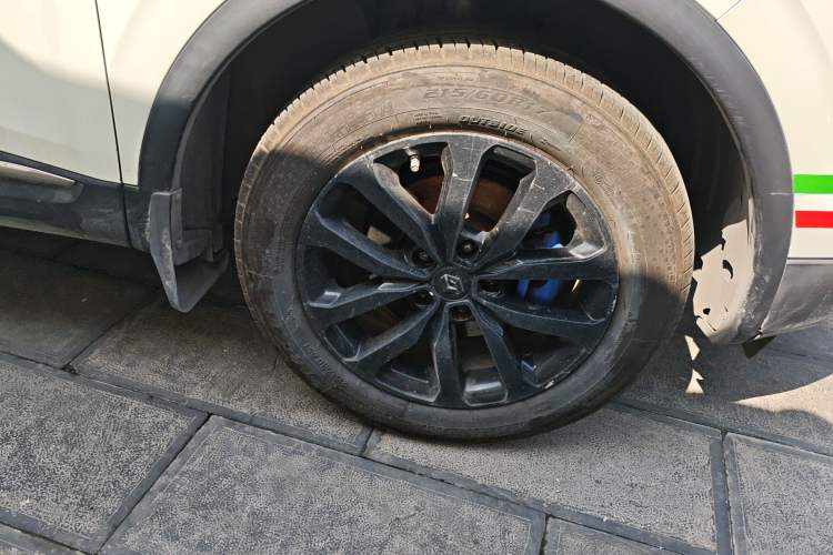 Used Renault Kadjar 2016 2.0L Two-Wheel Drive Leading Edition Right Front Wheel Hub